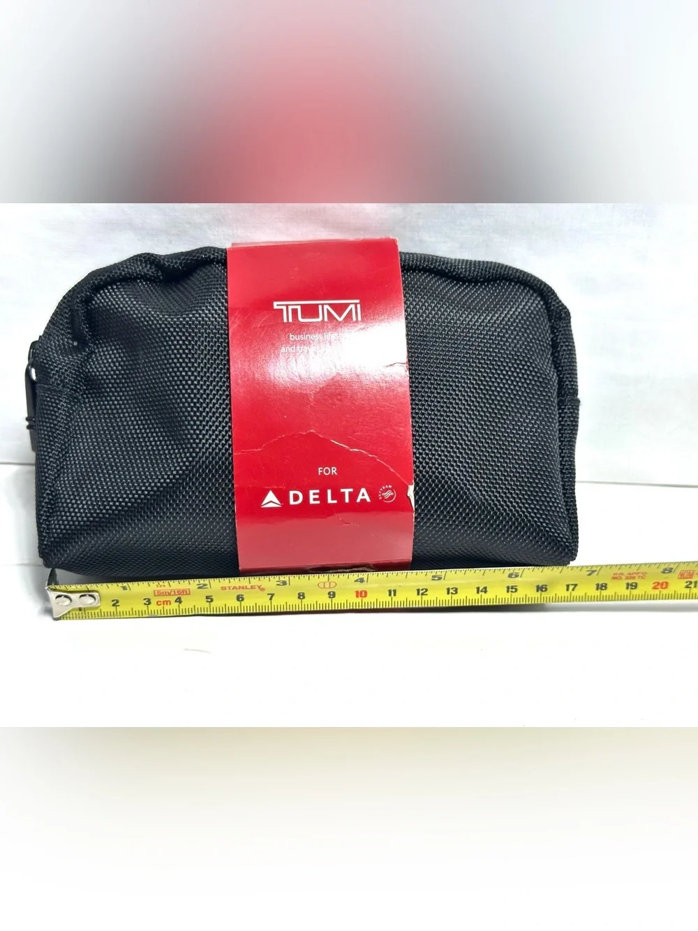 TUMI Delta Air Lines Business Black Amenity Toiletry Travel Kit - New Complete